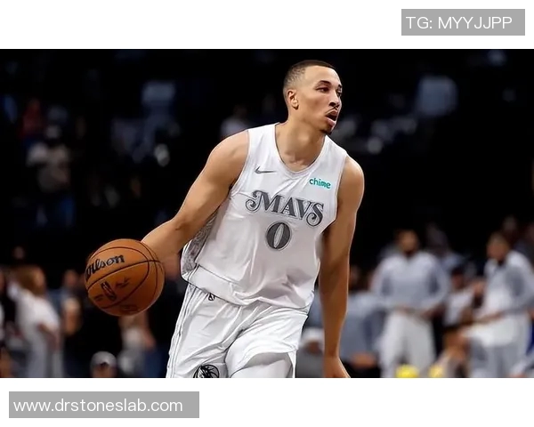 爵士裁掉两名球员为球队腾出薪资空间加强后场防守 爵士裁掉两名球员为球队腾出薪资空间加强后场防守