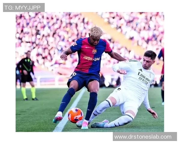 皇马绝杀赢得西班牙国家德比，巴萨罕见两连败跌出前四